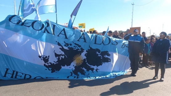 Río Gallegos realiza acto central por los 41 años de la Gesta de Malvinas