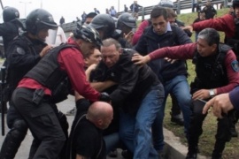 Ya son diez los colectiveros implicados en la causa por la agresión a Sergio Berni