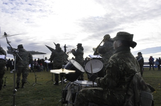 Con exhibición y muestras se conmemoran 41 años del Bautismo de Fuego de la Fuerza Aérea