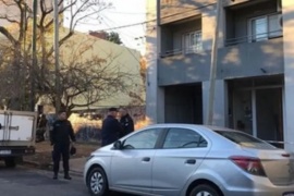 Hallan muerta a una joven de 22 años tras una fiesta en un departamento