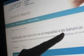 Gobierno oficializa el aumento del piso de Ganancias: a partir de cuánto será este mes