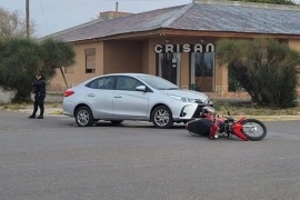 Motociclista hospitalizado tras choque