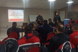 Bomberos brindó jornada de actualización