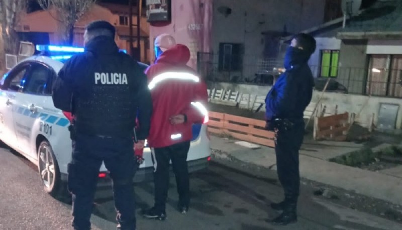 Detuvieron a un hombre tras amenazas con arma de fuego 