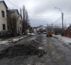 Operativo municipal en el barrio Las Lengas para mejorar la circulación vial