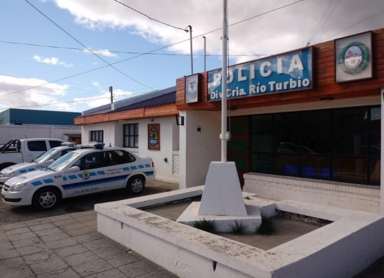 Una menor llevó un arma a la escuela