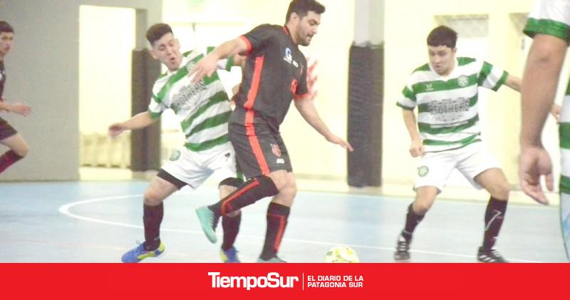 Deportivo Caseros and Diablos Rojos Continue Undefeated in AFA Futsal First A Tournament