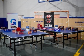 La escuela de Tenis de Mesa del Verón recibió equipamiento para afrontar nuevos desafíos deportivos