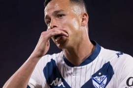 La fuerte amenaza de la barrabrava de Vélez a Leonardo Jara