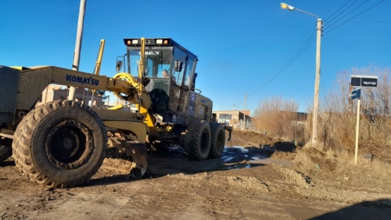 Intensa labor para mejorar la circulación vehicular en los barrios