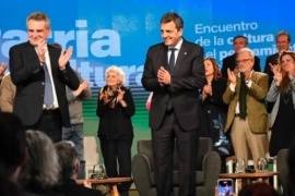 Unión por la Patria retoma la campaña con Sergio Massa en Entre Ríos y Agustín Rossi en Ciudad