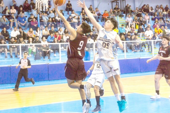 Hispano Celeste y San Miguel abren las Semis de Primera Masculino