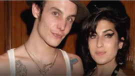 El marido de Amy Winehouse admitió que fue el culpable de la adicción de la cantante