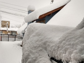 Gobernador Gregores tuvo su nevada más grande sobre el inicio de la primavera