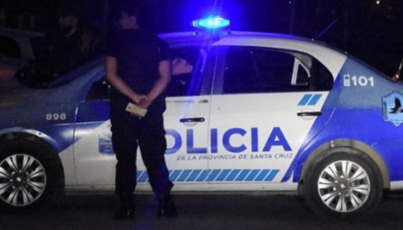 Robaron a un joven que transitaba por la calle 