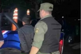 Detuvieron a un arquero en pleno partido acusado de robar un ternero