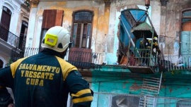 Tres muertos y dos heridos por el derrumbe de un edificio en Cuba