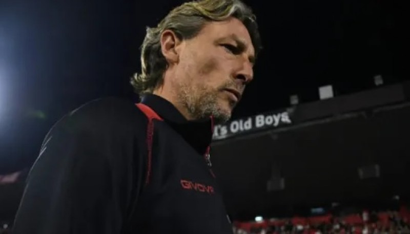 Los hinchas de Newell´s explotaron contra Heinze 