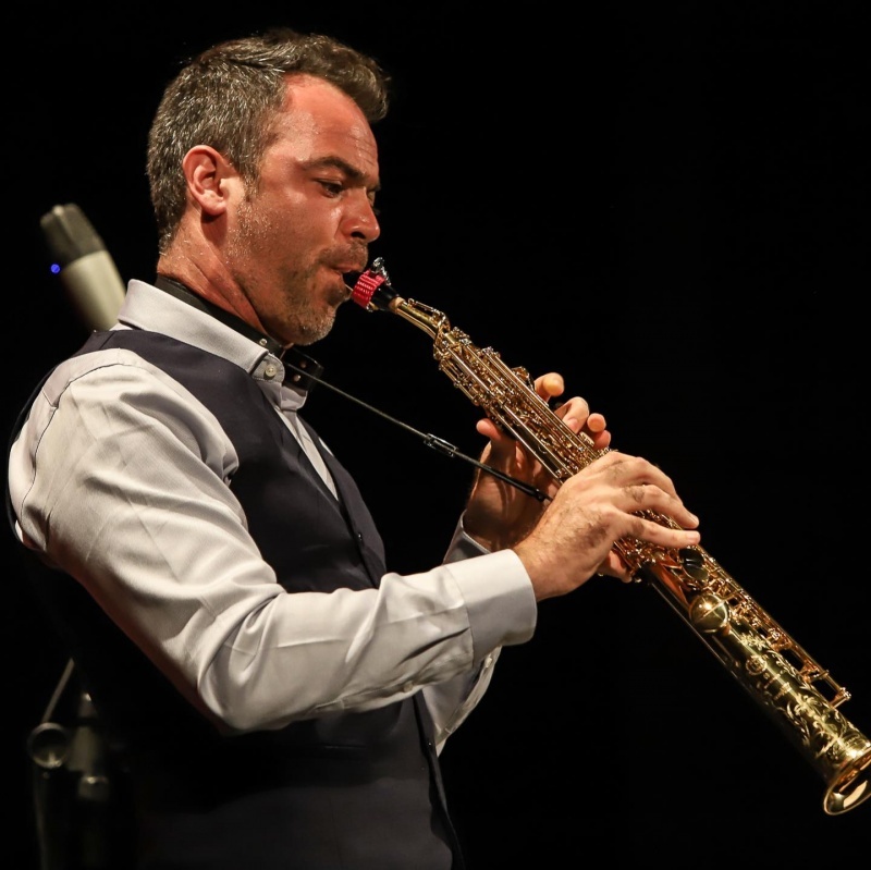 Reconocido saxofonista Emiliano Barri dictar seminarios en Santa Cruz