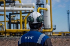 Aroma a los ´90: Milei impulsa la privatización de YPF