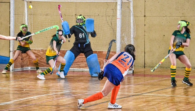 En un rato más comenzarán a jugarse los partidos. (Foto: Axel Deporte)