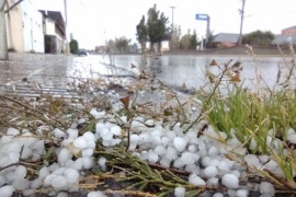 El clima en Río Gallegos: granizó en la ciudad