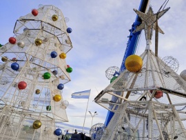 Súper Arbolito y Paseo Navideño en la rotonda Samoré