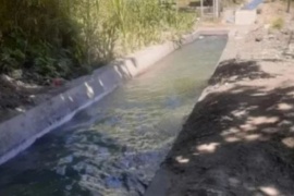 Encontraron muerta a una mujer de 70 años en un canal de agua