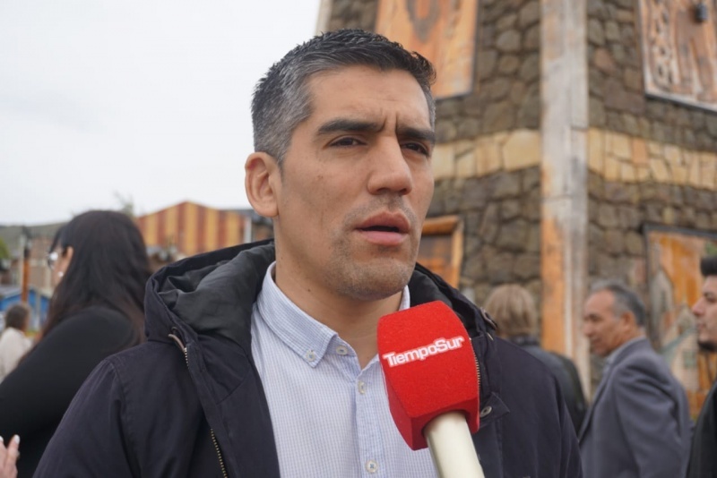 Aldo Aravena, intendente de 28 de Noviembre. 