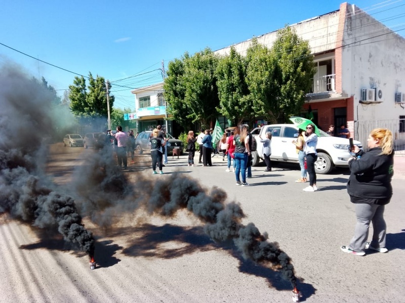 noticiaspuertosantacruz.com.ar - Imagen extraida de: https://www.tiemposur.com.ar/politica/ama-paro-por-tiempo-indeterminado-por-la-derogacion-de-su-ley