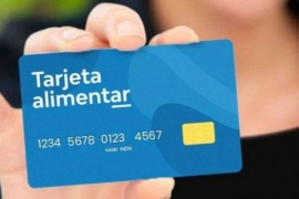 Se oficializó el aumento de la tarjeta Alimentar y de la AUH