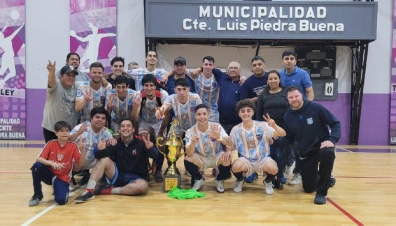 A Puerto Santa Cruz se fue la última copa de este año. 