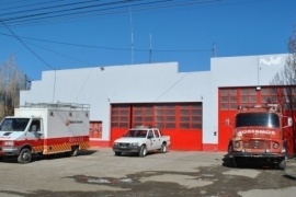 Bomberos sofocaron incendio sobre vivienda