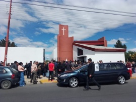 Multitudinaria despedida a Brianna Matulich, la joven atropellada en la autovía