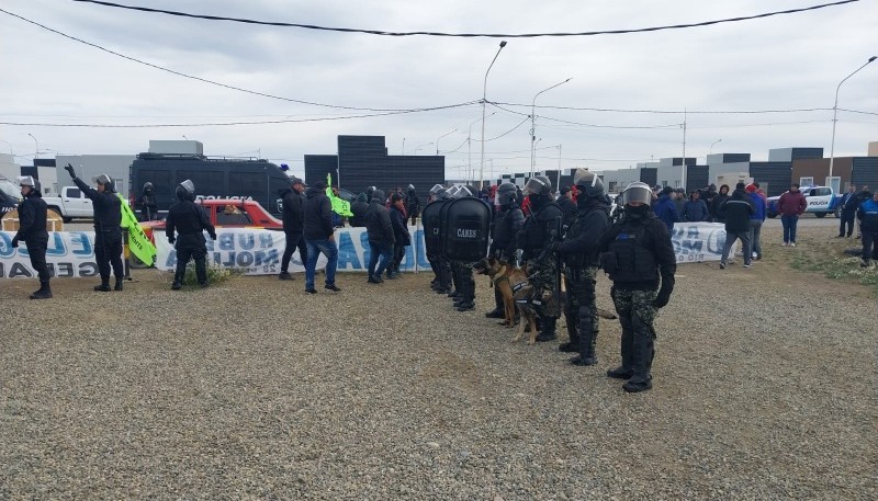 Tres detenidos tras incidentes en el gremio de la UOCRA 