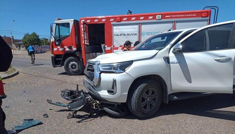 Joven hospitalizado tras colisión