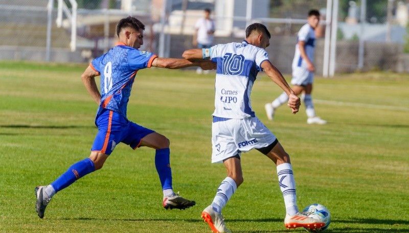 El Aviador fue el verdugo de Independiente y Boxing. (Foto: Prensa J. Newbery)