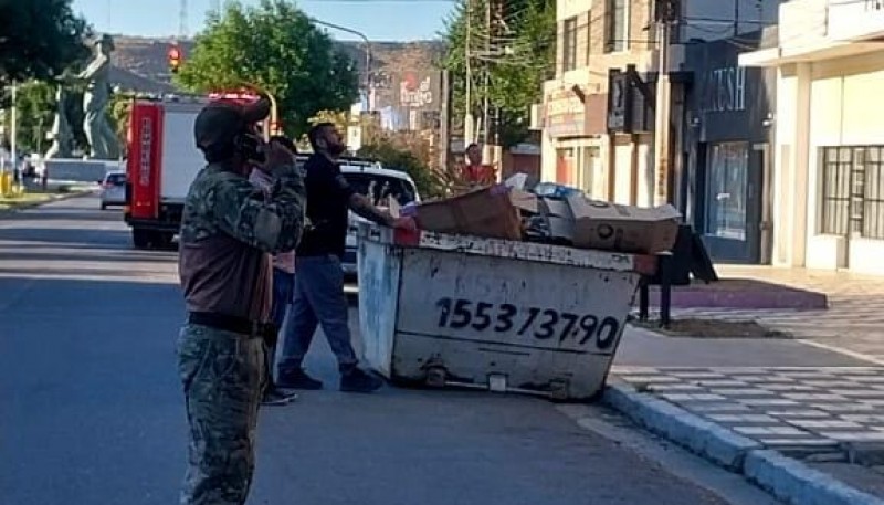 Policía auxilió a un hombre en crisis 