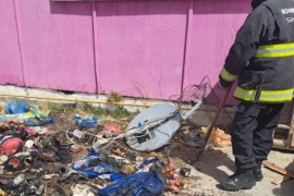 Bomberos sofocaron incendio sobre residuos