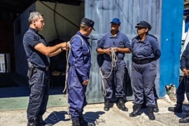 Bomberos capacita a Agentes Alta en Comisión