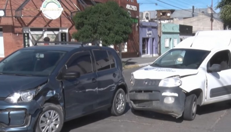 Dos personas hospitalizadas tras colisión