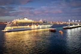 Temporada de Cruceros: el Viking Jupiter llegó nuevamente a Puerto Madryn