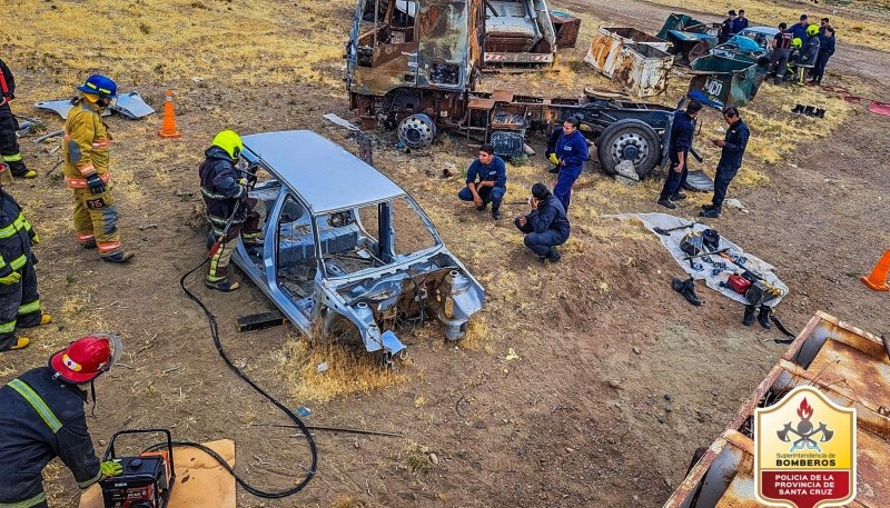 Continúa la capacitación a Agentes Alta en Comisión de Bomberos