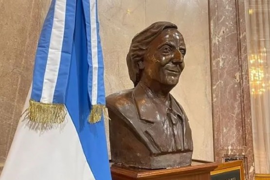Victoria Villarruel ordenó retirar un busto de Néstor Kirchner que había en el Senado
