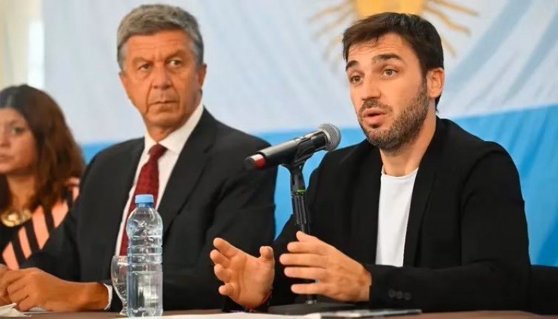 Gustavo Menna, vicegobernador de Chubut (izquierda), y el gobernador Ignacio Torres.