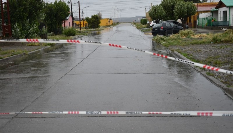 DIversas calles de Río Gallegos estuvieron intransitables. (U. Romano)