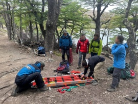 Evacúan a un turista lesionado en el sendero Fitz Roy