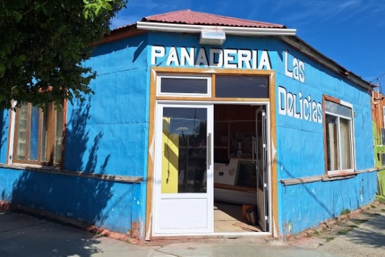 Bomberos sofocaron incendio sobre una panadería 