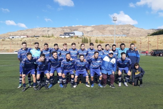 Dos años fue lo que estuvo afuera de la cancha el conjunto azul.  (Foto: Ahora Calafate))