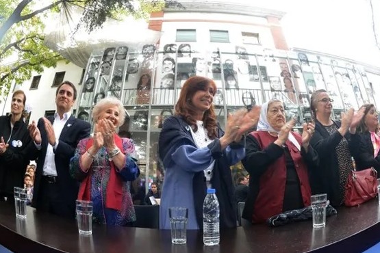 Día de la Memoria: Cristina Kirchner llamó a reflexionar 